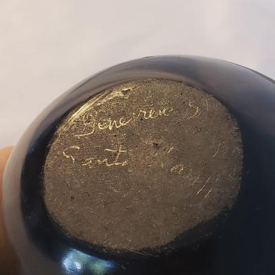 G. Suazo Santa Clara Pueblo Blackwater Pottery (D-KD)