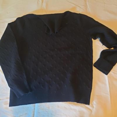 Women's Medium Irish, New England, Cashmere Sweaters (D-KD)