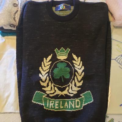Women's Medium Irish, New England, Cashmere Sweaters (D-KD)