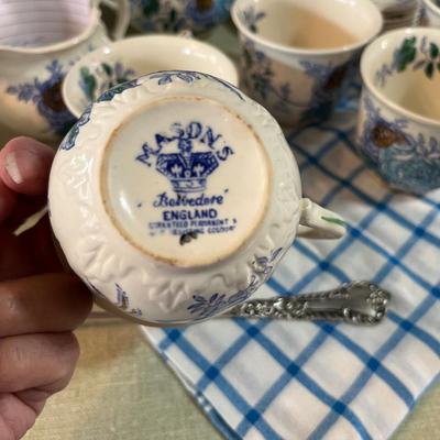 Sale Photo Thumbnail #59: Belvedere Mason china, and serving bowl and Coffee container.