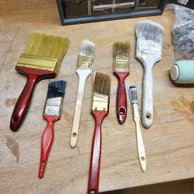 Assorted Painting & Hardware Assortment (B2-JS)