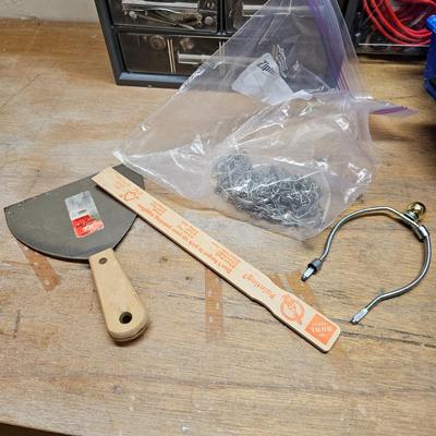 Assorted Painting & Hardware Assortment (B2-JS)