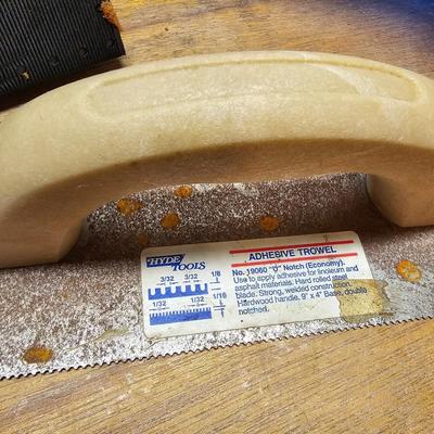 Assorted Painting & Hardware Assortment (B2-JS)