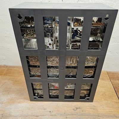 Assorted Painting & Hardware Assortment (B2-JS)