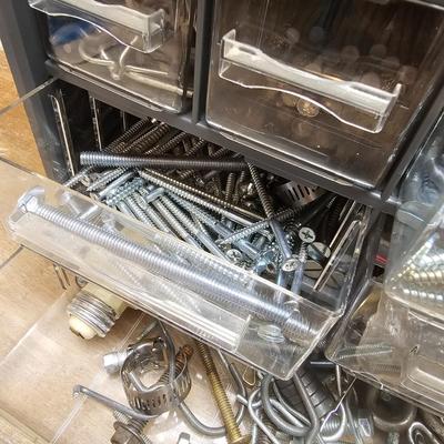 Assorted Painting & Hardware Assortment (B2-JS)