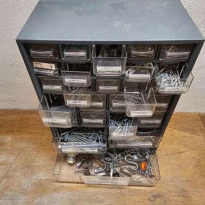 Assorted Painting & Hardware Assortment (B2-JS)