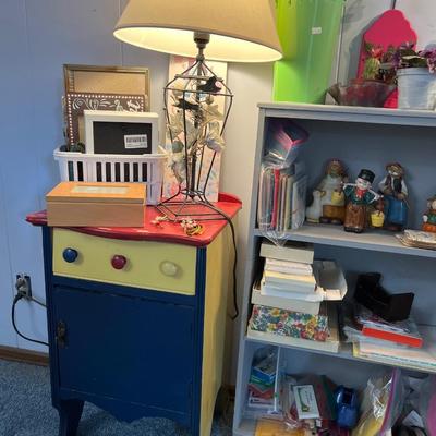 Sale Photo Thumbnail #110: Bookshelf, Nightstand, lamps, frames, decor and office supplies, Pictures