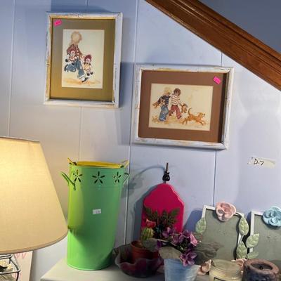 Sale Photo Thumbnail #112: Bookshelf, Nightstand, lamps, frames, decor and office supplies, Pictures