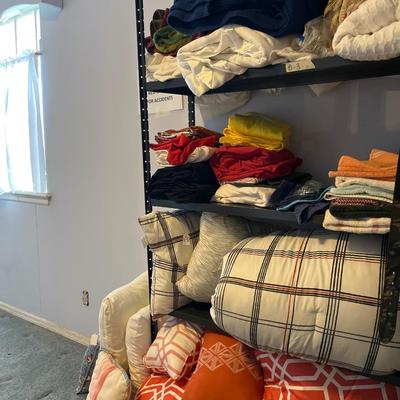 Sale Photo Thumbnail #127: Bedding and towels and linens