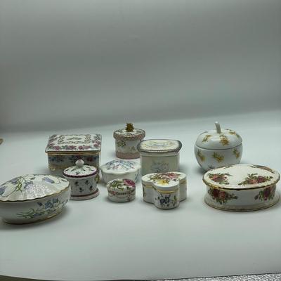 Limoges, Lenox, Wedgwood & MOMA : 40+ Porcelain Boxes (B3-SS)