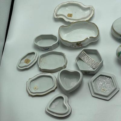 Limoges, Lenox, Wedgwood & MOMA : 40+ Porcelain Boxes (B3-SS)