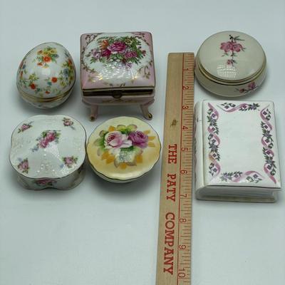 Limoges, Lenox, Wedgwood & MOMA : 40+ Porcelain Boxes (B3-SS)