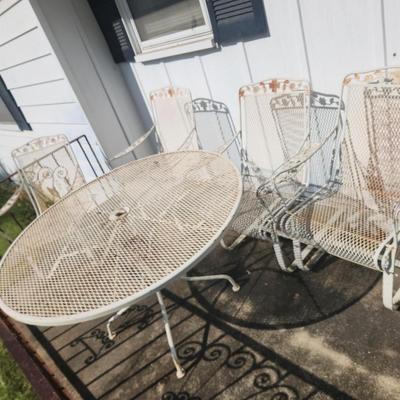 Wrought iron Yard table & chairs