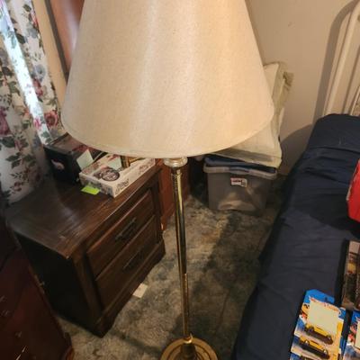 Floor lamp