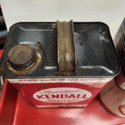 Lot of Vintage Kendall Lubericant Grease Gt-1 Oil , Wynne's Friction Proofing Cans