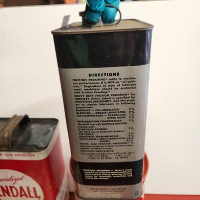 Lot of Vintage Kendall Lubericant Grease Gt-1 Oil , Wynne's Friction Proofing Cans