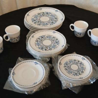 Noritake Progression China - Blue Moon - serving pieces for 4