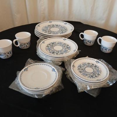 Noritake Progression China - Blue Moon - serving pieces for 4
