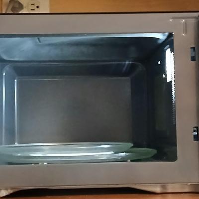 Vissani countertop Microwave oven 1.1 cu ft
