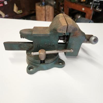 Littlestown Hardware & Foundry Co No. 900 Swivel Bench Vise