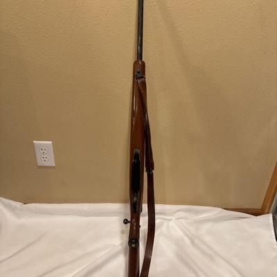 Sale Photo Thumbnail #11: Ruger M77 single bolt action rifle. 270 WIN. 22-inch barrel with a Tasco scope. Will need a good cleaning since it’s dusty.