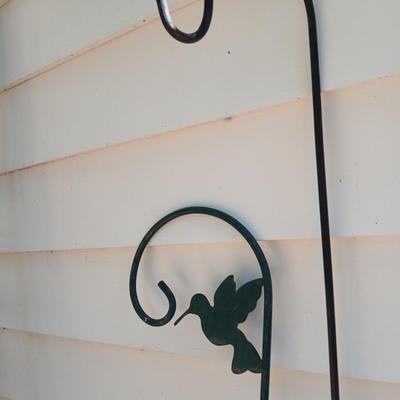 Two yard / garden plant hanger shepherd hooks