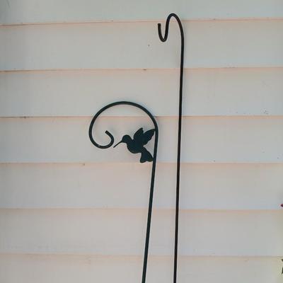 Two yard / garden plant hanger shepherd hooks