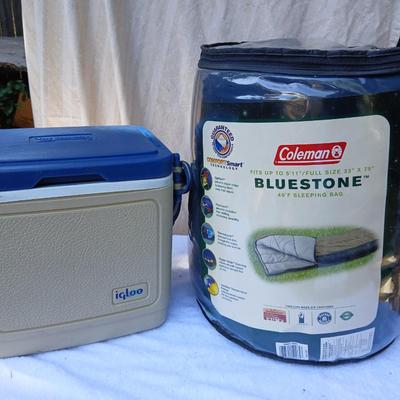 Coleman Bluestone sleeping bag with small Igloo cooler