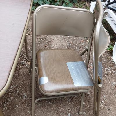 Samsonite card table with two folding chairs