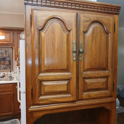 Sumter cabinet Co. media cabinet with pull out shelf - and three drawers