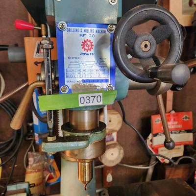 Rong Fu Drilling & Milling Machine RF-20
