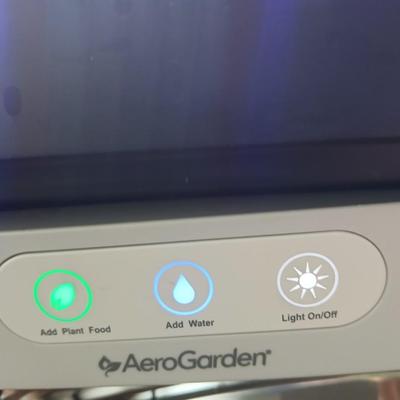 Working AeroGarden with seed boxes - and other small household / yard gardening supplies