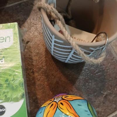 Working AeroGarden with seed boxes - and other small household / yard gardening supplies