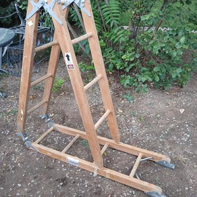 Wood Folding extension ladder