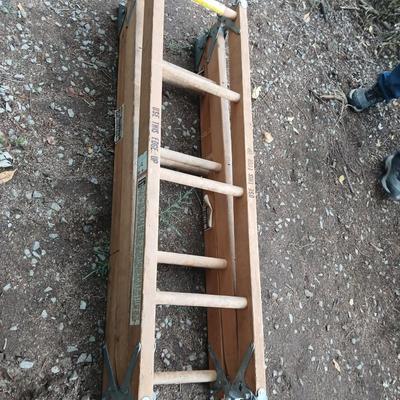 Wood Folding extension ladder