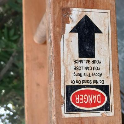 Wood Folding extension ladder
