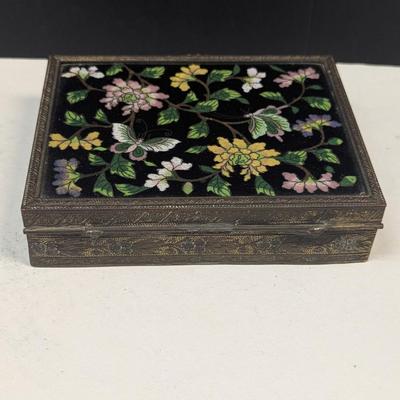 Sale Photo Thumbnail #480: Vintage Hinged Fabric Butterflies & Flowers Storage Box