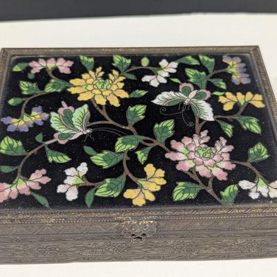 Sale Photo Thumbnail #479: Vintage Hinged Fabric Butterflies & Flowers Storage Box