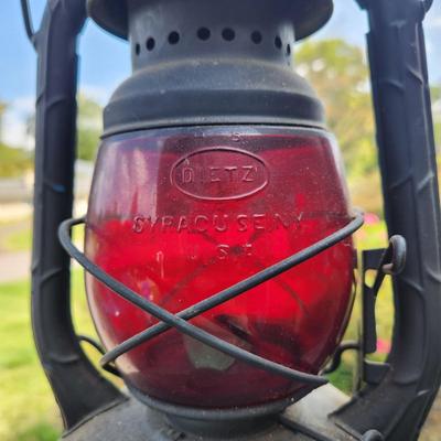 Dietz Little Wizard Railroad Lantern Red Globe Loc Nob