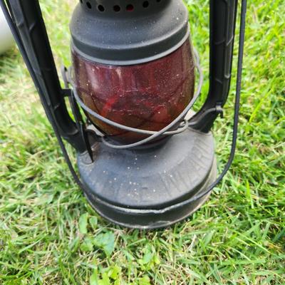 Dietz Little Wizard Railroad Lantern Red Globe Loc Nob