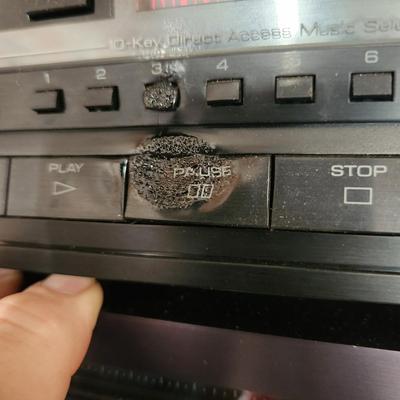 Yamaha Natural Sound Amplifier a-17 , Compact Disc Player CDx-520 , Tuner T-2 , with 1 Bose Speaker + 2 Bullet Tweeters