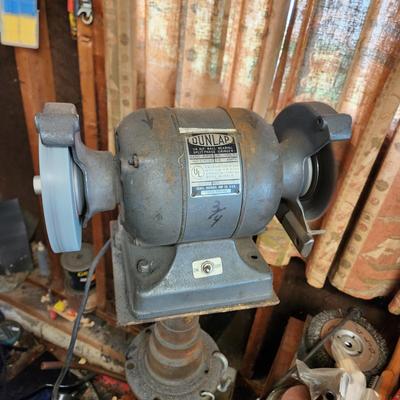 Dunlap 1/4 Hp Grinder Type SR14E includes Base Stand