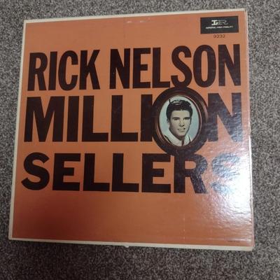 Collection of Vinyl Albums- Approx 30 Pieces