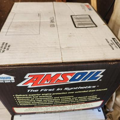 Case of AMSOIL 100% Synthetic Motor Oil 0W-30 12- 1 Qt 381