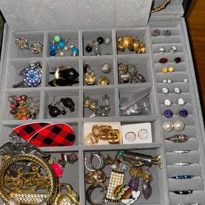 Sale Photo Thumbnail #180