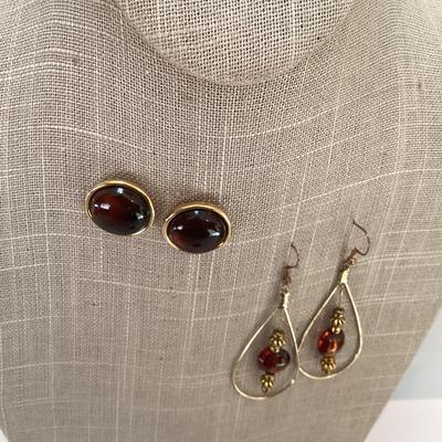 Two pairs of earrings