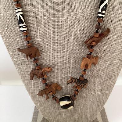 Brown wooden beaded necklace animal shapes