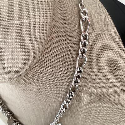 Silver tone necklace
