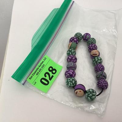 Green and purple Multicolor beaded stretch bracelet