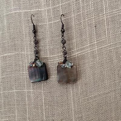 Square bead dangle earrings